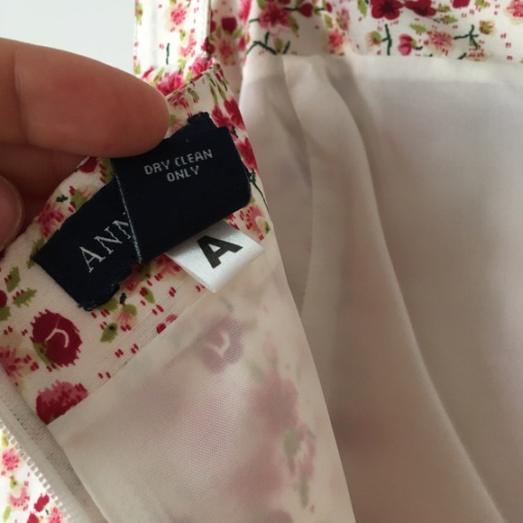 Ann Taylor 100% Silk Dress - Picture 5 of 7